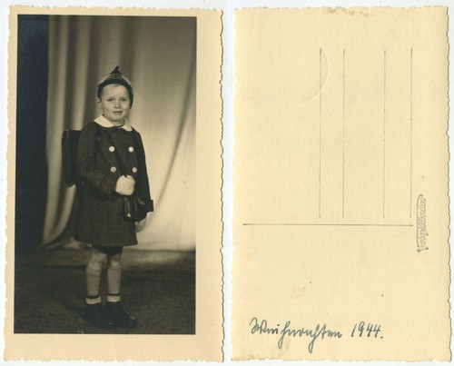 33916 kleiner schuljunge mit - 33916,